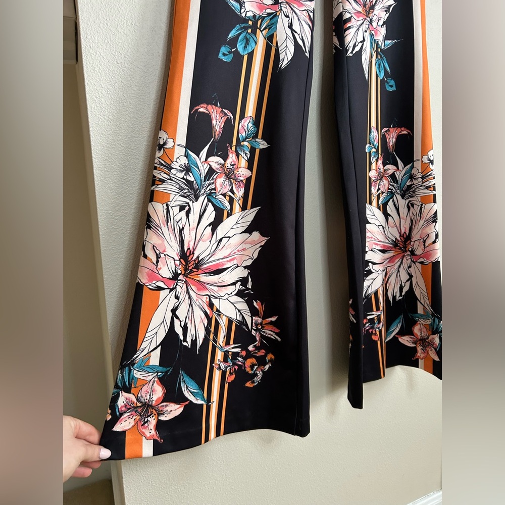 Akira High Waisted Wide Leg Flare Black Floral Striped Palazzo Pants Size M - Picture 5 of 7